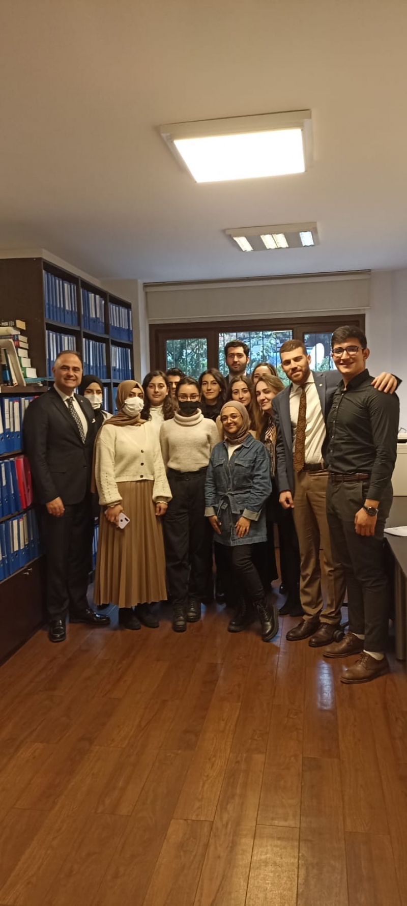 Hukuk Ve Diplomasi Kulübü-Naipoğlu Hukuk Bürosu Hukuk Ve Diplomasi Kulübü