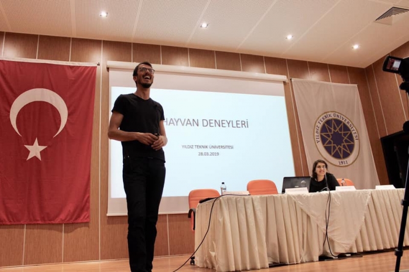 Marmara Üniversitesi Hayvanları Koruma Kulübü -Hepimiz Eşitiz! Marmara Üniversitesi Hayvanları Koruma Kulübü