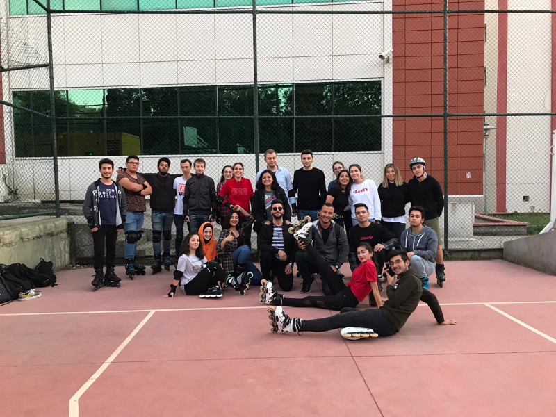 Marmara Üniversitesi Paten Kulübü-Tekerlekli Paten Başlangıç Seviyesi Eğitimi Marmara Üniversitesi Paten Kulübü
