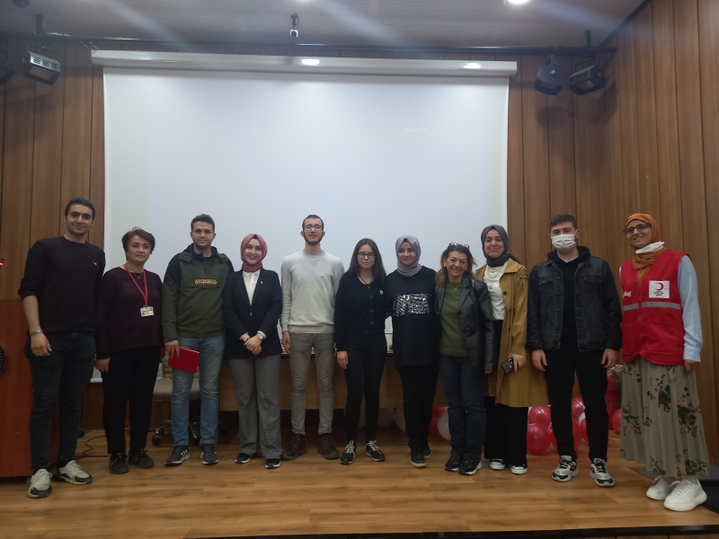 Marmara Üniversitesi Türk Kızılay Kulübü-Çocuk Üniversitesi Projesi Marmara Üniversitesi Türk Kızılay Kulübü