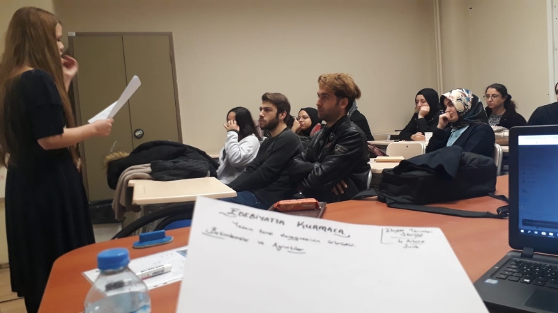 Edebiyat ve Sanat Kürsüsü Kulübü-Yaratıcı Yazarlık Eğitimi Edebiyat ve Sanat Kürsüsü Kulübü