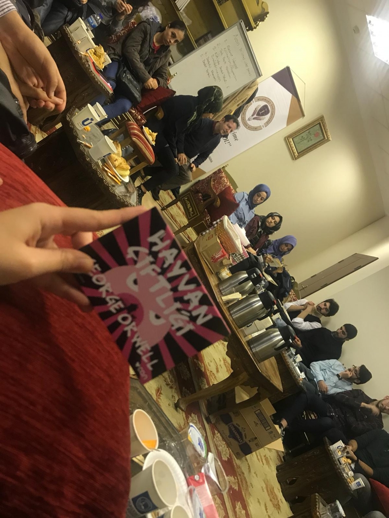 Hukuki Gelişim Kulübü-Kitap Grubuyla Gelişime Hazır Ol! Hukuki Gelişim Kulübü