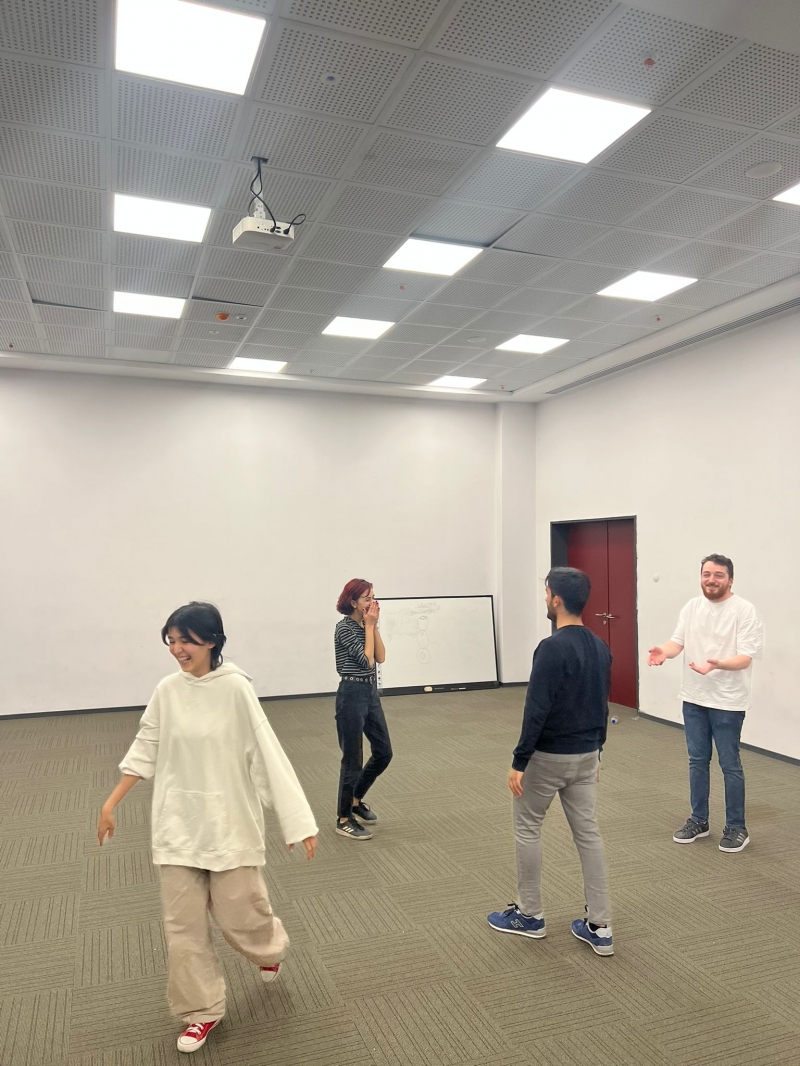 Drama Kulübü-Drama Kulübü Oyunculuk Eğitimleri Drama Kulübü