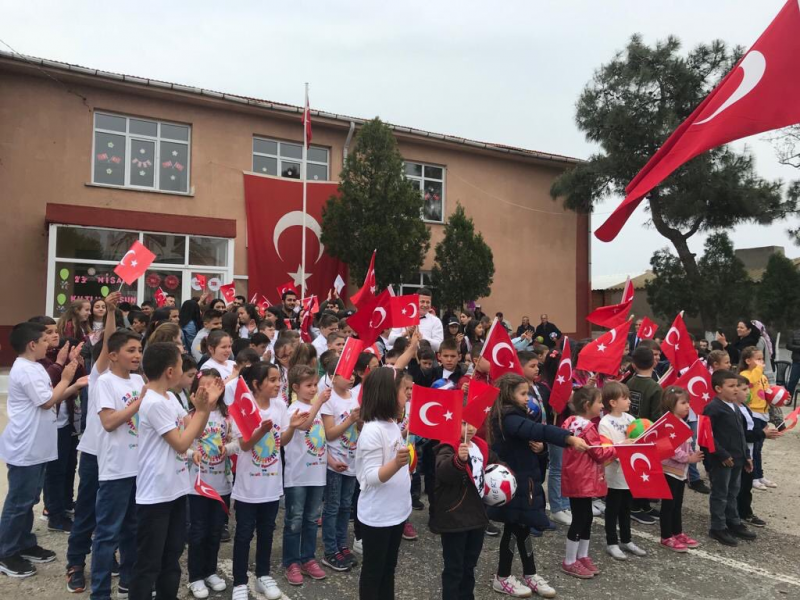 Küçük Kalpler Projesi