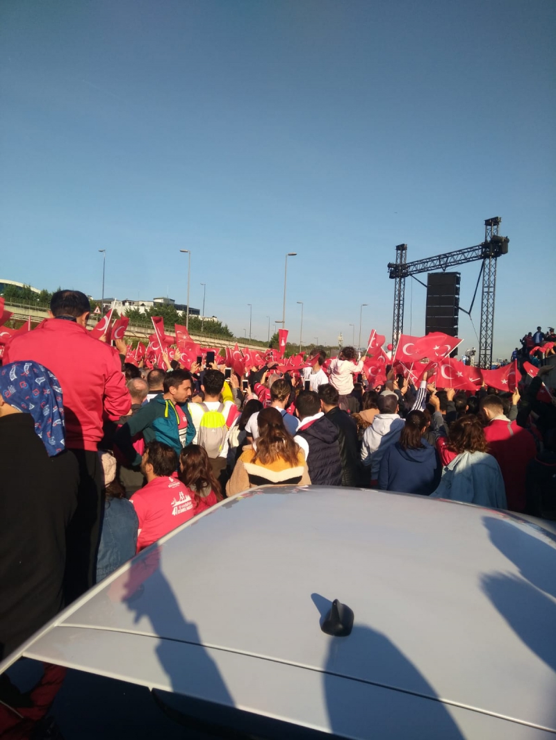 Genç İnovatif Sağlıkçılar Kulübü-Haydi Gisk İle Vodafone 41. İstanbul Maratonu Halk Yürüyüşü'ne Genç İnovatif Sağlıkçılar Kulübü