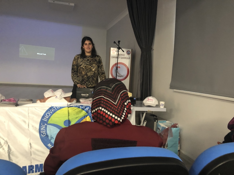 Genç İnovatif Sağlıkçılar Kulübü-Meme Sağlığı Ve Sanal Gerçeklik Uygulamaları Genç İnovatif Sağlıkçılar Kulübü
