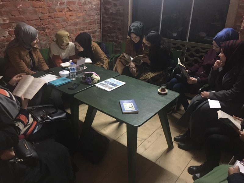 Yenilikçi Genç Öncü Kulübü-Gönül Ve Aşka Dair Kitap Tahlili Yenilikçi Genç Öncü Kulübü