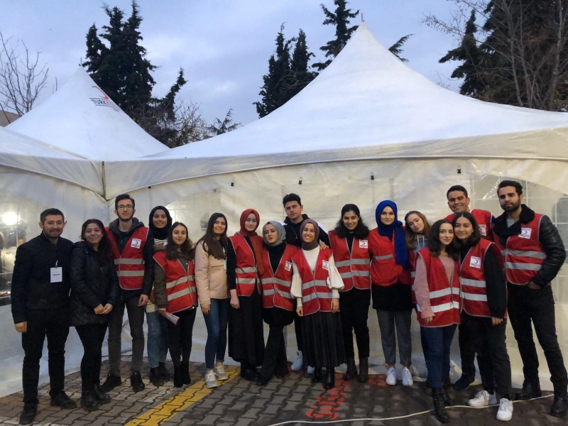 Marmara Üniversitesi Türk Kızılay Kulübü-Kızılay Kan Bağışı Çadırı Marmara Üniversitesi Türk Kızılay Kulübü