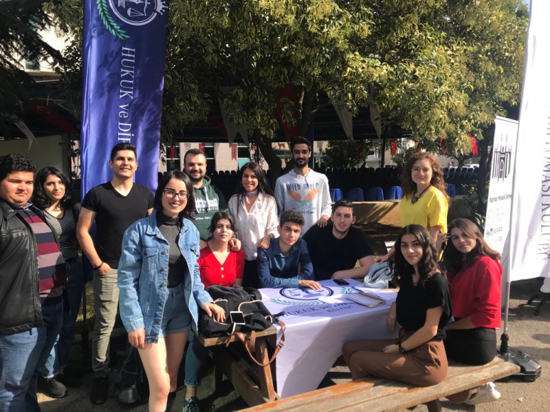 Hukuk Ve Diplomasi Kulübü Tanıtım Standı
