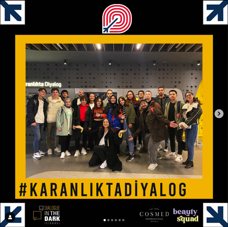 Pazarlama Kulübü-Karanlikta Di̇yalog Pazarlama Kulübü