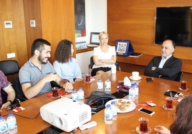 Yönetim Kulübü-Tea&talks (çay Sohbetleri) Yönetim Kulübü