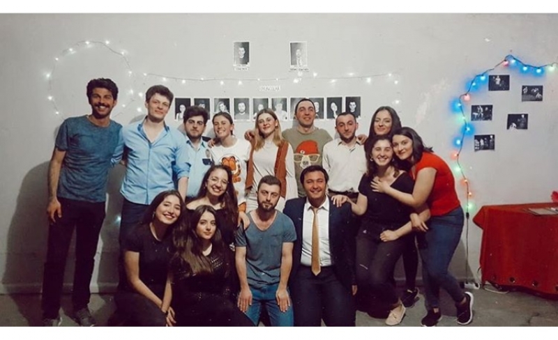 9.Köy Sanat Kulübü-Küp Kabare Tiyatro 9.Köy Sanat Kulübü