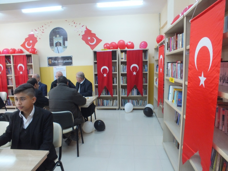 Yönetim ve Ekonomi Kulübü-Kitap Toplama Kampanyası Yönetim ve Ekonomi Kulübü