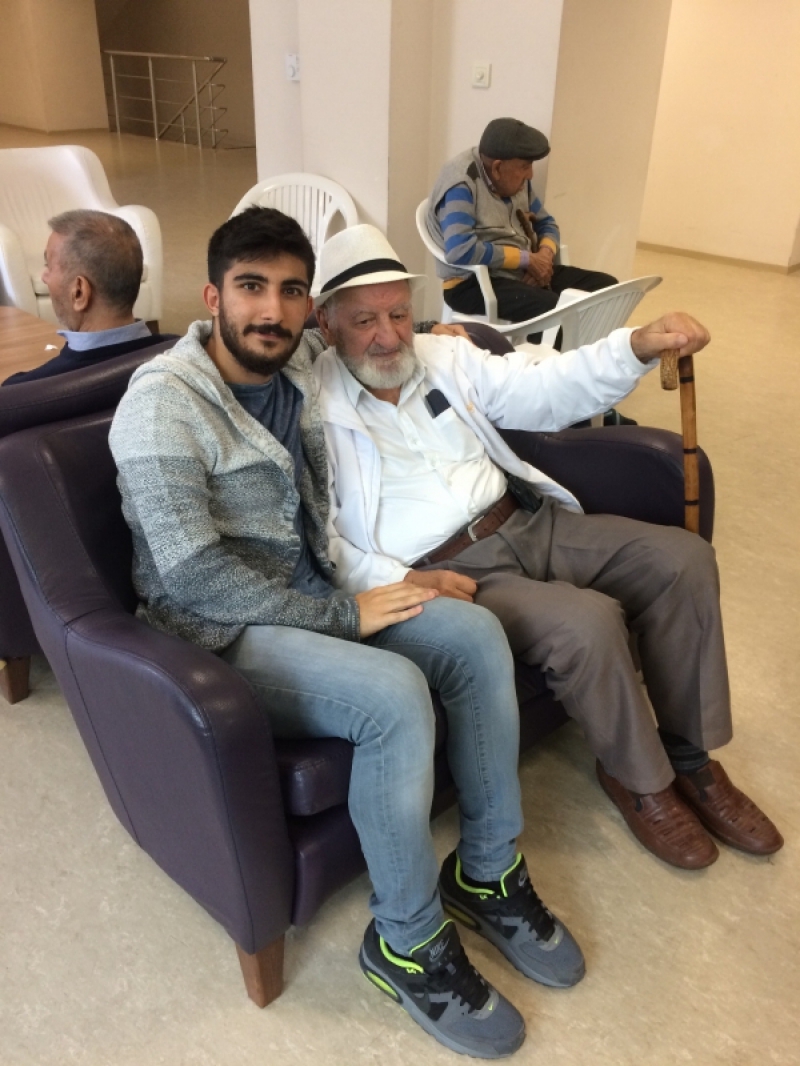 Genç Ekonomistler Kulübü-Huzurevine Gidiyoruz! Genç Ekonomistler Kulübü