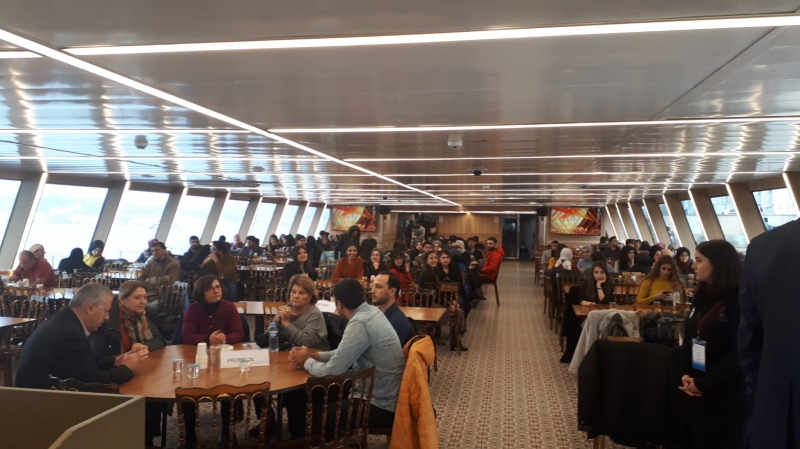 Valide Sultan'la Boğazı Geziyoruz!