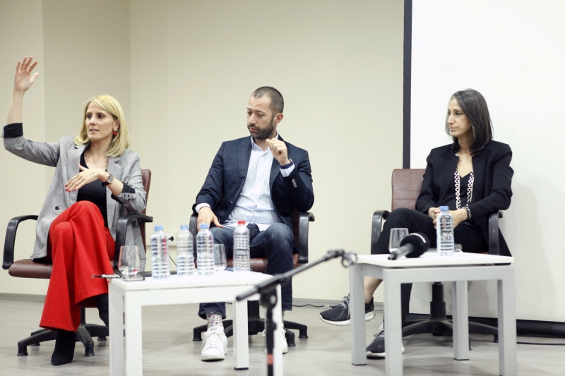 Marmara Üniversitesi İletişim Kulübü-Sporda Markalaşma Marmara Üniversitesi İletişim Kulübü