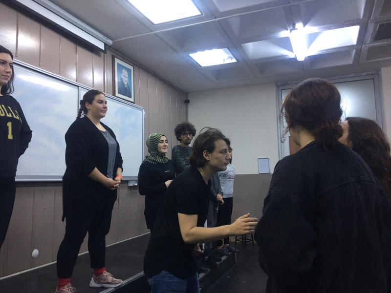 Yaratıcı Drama Ve Oyunculuk Eğitimi