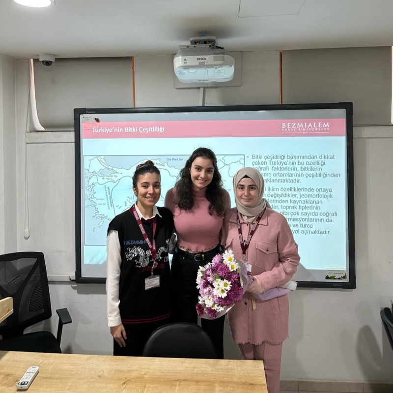 Marmara Üniversitesi Eczacılık Öğrencileri Birliği Kulübü-Bezmialem Fitoterapi Eğitim Uygulama ve Araştırma Merkezi (BİTEM) Ziyareti Marmara Üniversitesi Eczacılık Öğrencileri Birliği Kulübü
