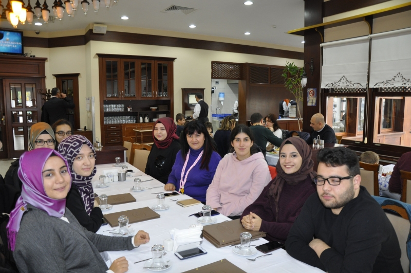 Genç İnovatif Sağlıkçılar Kulübü-Genç Sağlıkçılar Kahvaltıda, 2018 yılını Uğurluyor Genç İnovatif Sağlıkçılar Kulübü