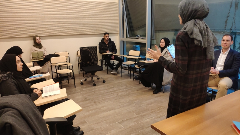 Tarih İlim ve Medeniyet Araştırmaları Kulübü-Kitap Analiz Etkinliği Tarih İlim ve Medeniyet Araştırmaları Kulübü