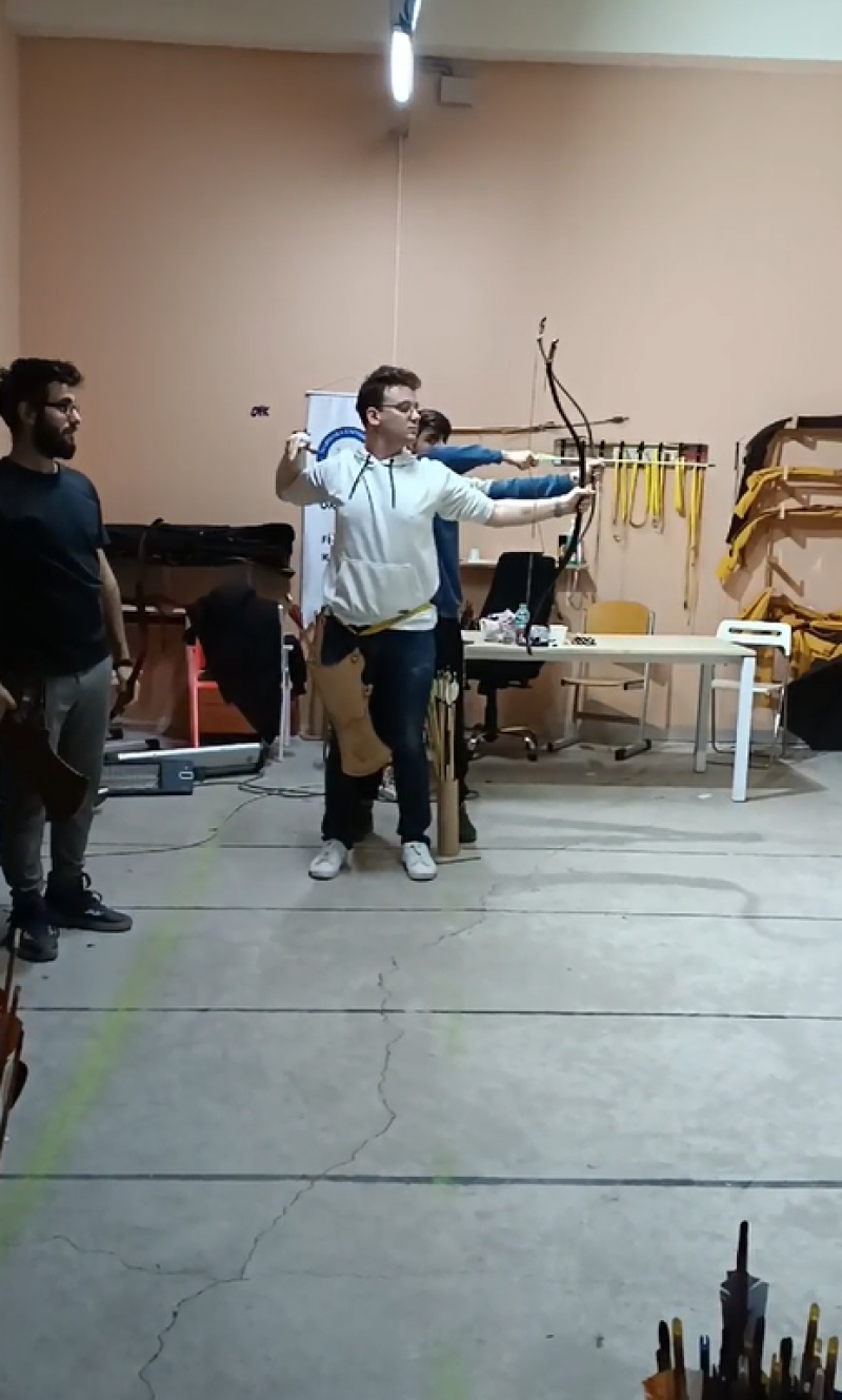 Çıkışta atsak mı ok ?
