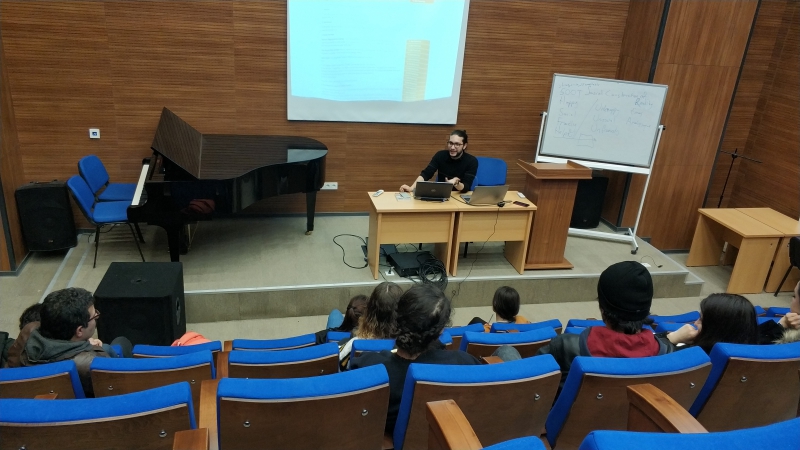 Marmara Üniversitesi İletişim Kulübü-Altın Pusula Yarışmasına Katılım Toplantısı Marmara Üniversitesi İletişim Kulübü