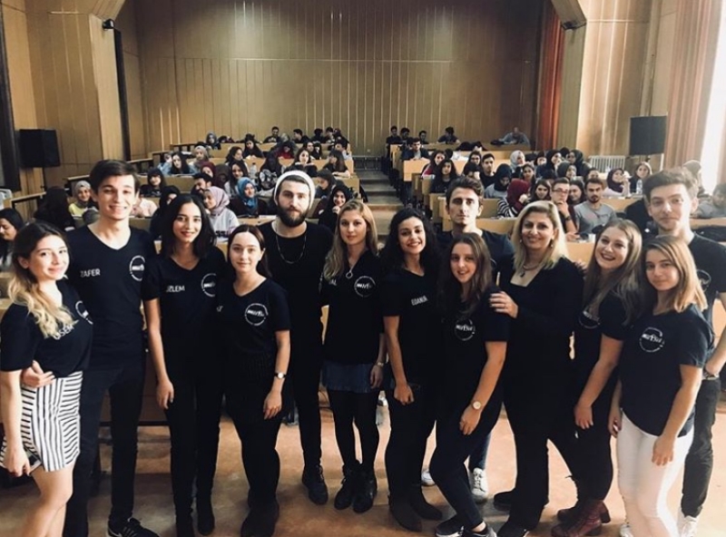 Marmara Üniversitesi Eczacılık Öğrencileri Birliği Kulübü-Kulüp Tanıtımı Marmara Üniversitesi Eczacılık Öğrencileri Birliği Kulübü