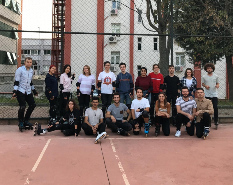 Marmara Üniversitesi Paten Kulübü-Tekerlekli Paten Başlangıç Seviyesi Eğitimi Marmara Üniversitesi Paten Kulübü