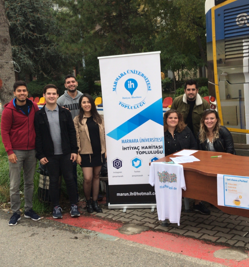 Marmara Üniversitesi İhtiyaç Haritası Topluluğu Kulübü-Kulüp Tanıtım Standı Marmara Üniversitesi İhtiyaç Haritası Topluluğu Kulübü