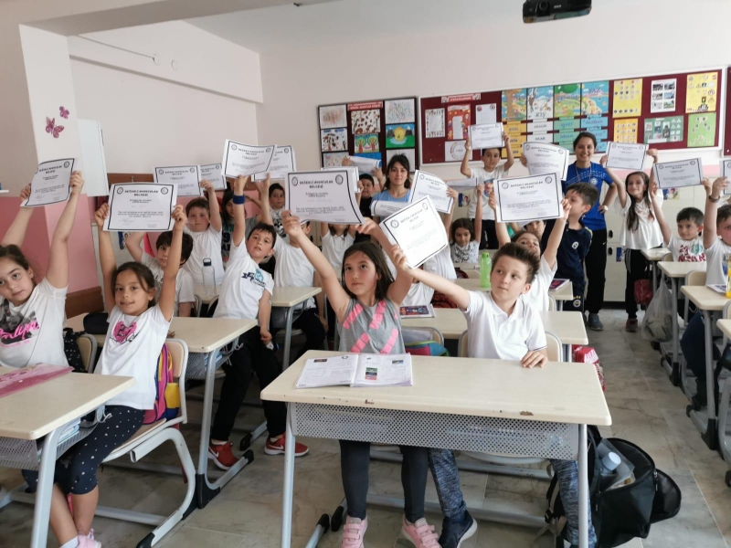 Beden Eğitiminde Farkındalık Kulübü-İlkokulda Öğrencilere Eğitsel Oyunlar Oynatmak Beden Eğitiminde Farkındalık Kulübü