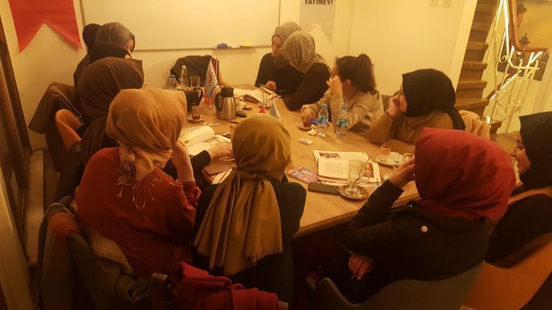 Yenilikçi Genç Öncü Kulübü-Somuncu Baba Dergisi Dergi Okumaları Yenilikçi Genç Öncü Kulübü