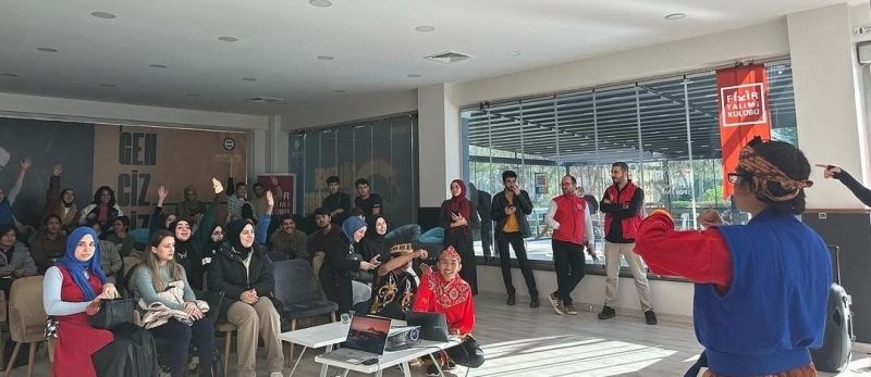 Fikir Talimi Kulübü -Genç Ofis'te Kültür Buluşmaları: Endonezya Fikir Talimi Kulübü