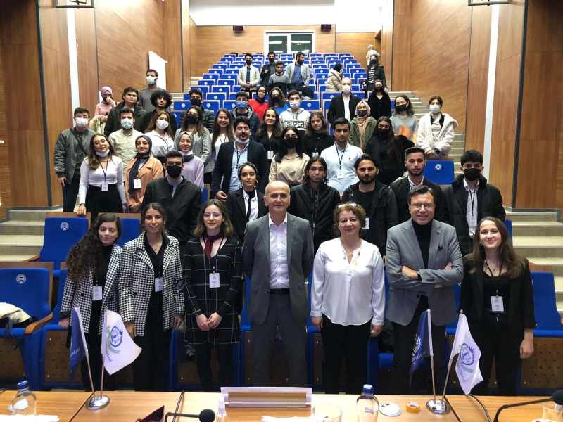 Hukuk Ve Diplomasi Kulübü