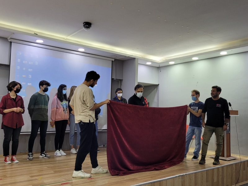 Marmara Endüstri Mühendisliği Kulübü-İşe Girme Süreci Gösterisi Marmara Endüstri Mühendisliği Kulübü